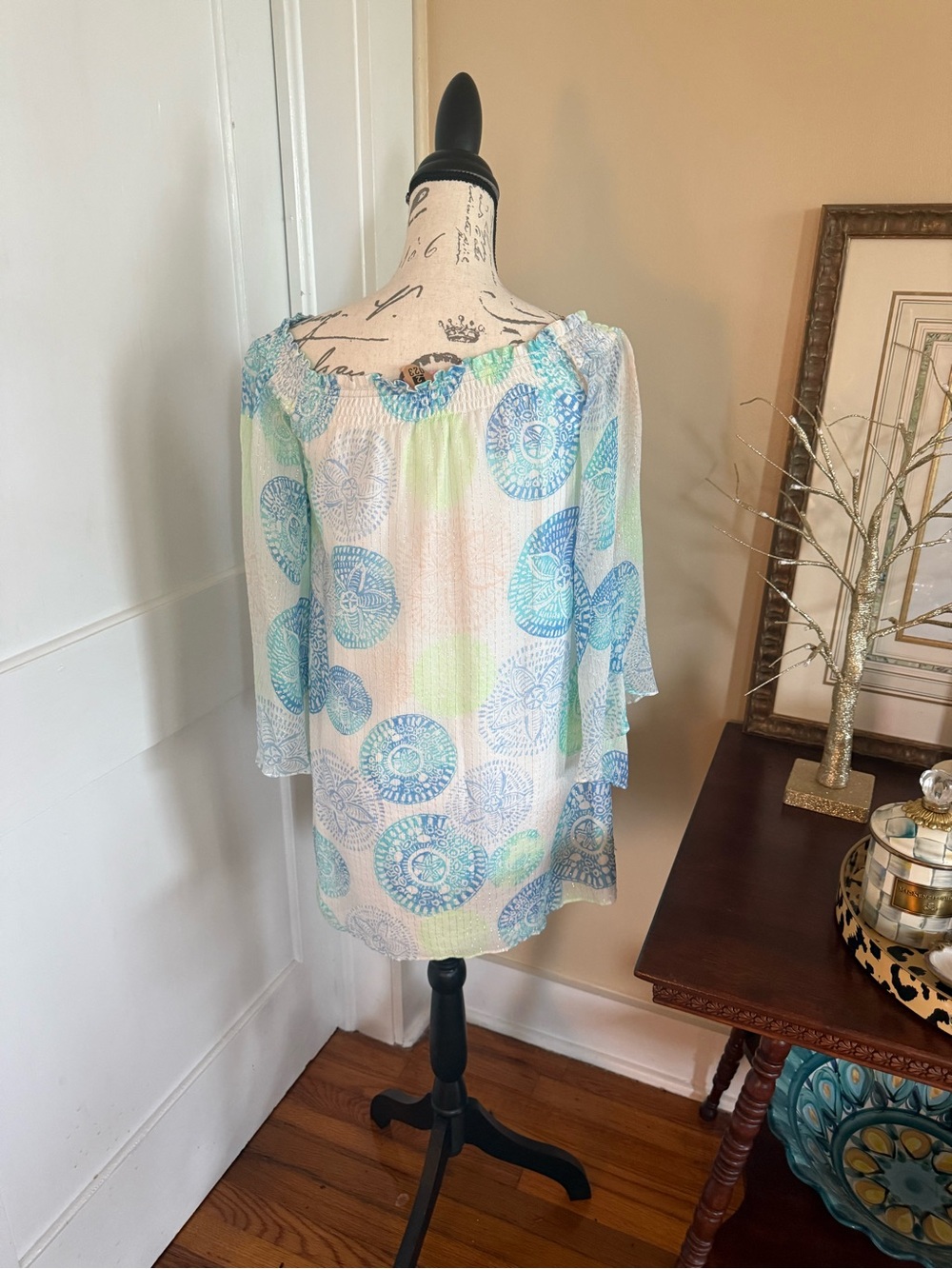 Lilly Pulitzer White Tunic Dress with Blue and Green Medallion Print - Picture 3 of 8